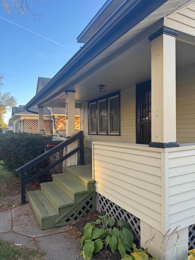 Photo - The Pioneer House