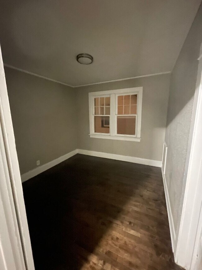 Foto del edificio - 3332-3334 N 14th St. (Duplex)(ACE PROPERTY)