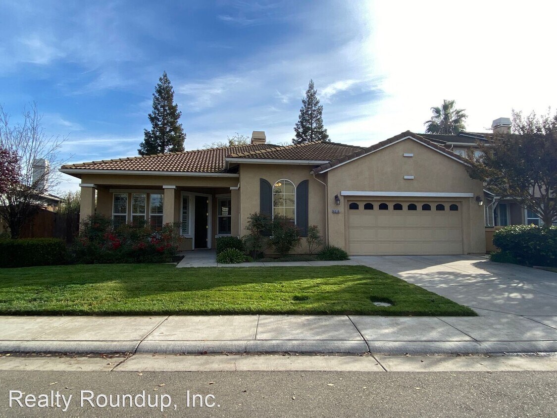 Primary Photo - 3 br, 2.5 bath House - 6219 Riverbank Cir