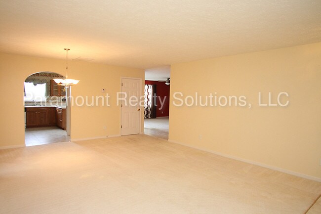 Building Photo - 3014 Forrestal Dr
