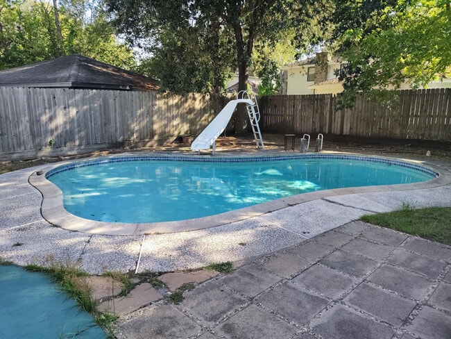 Building Photo - 14111 Wickersham Ln