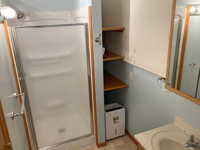 Foto del edificio - 4978 Maribe Dr