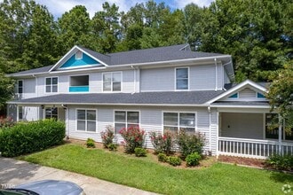 Building Photo - 115 Holiday Park Rd