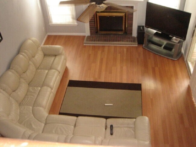 Building Photo - Virginia Beach - Glenwood - 3/4 BR, 3 BA
