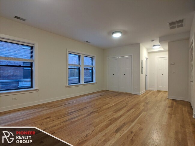 Foto del edificio - 4628 N Leavitt