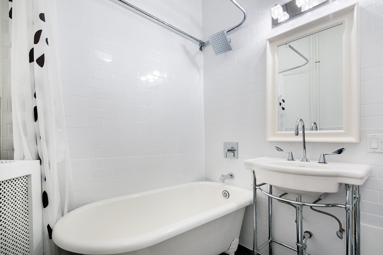 Foto principal - 949 Lorimer St