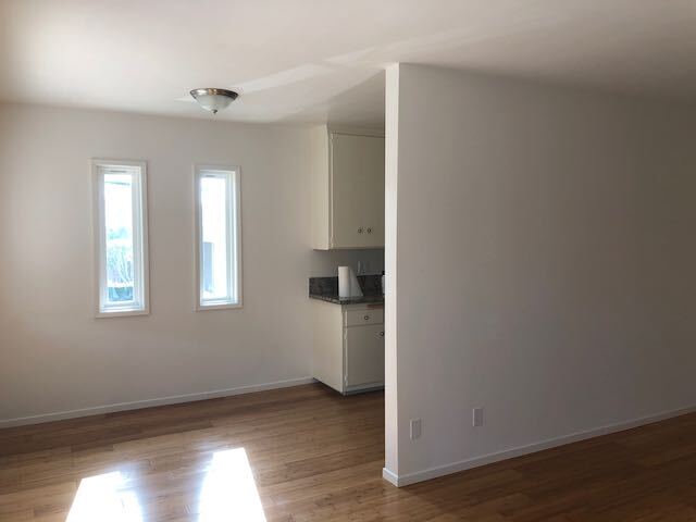 Foto del edificio - 7828 W Manchester Ave