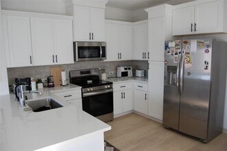 Building Photo - 5242 Legacy St