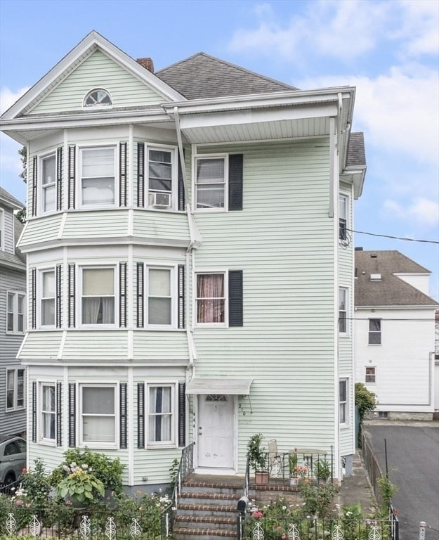 Foto principal - 210 Whitman St