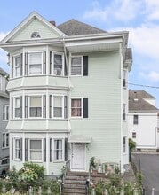 Building Photo - 210 Whitman St