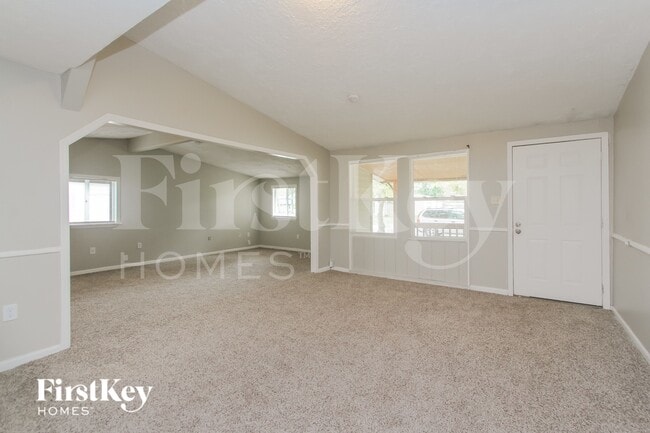 Building Photo - 1860 Alton St