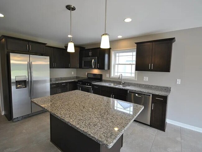 Foto del edificio - 4715 Mosey Ln
