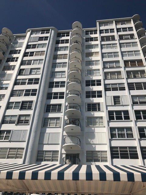 Building Photo - 11930 N Bayshore Dr