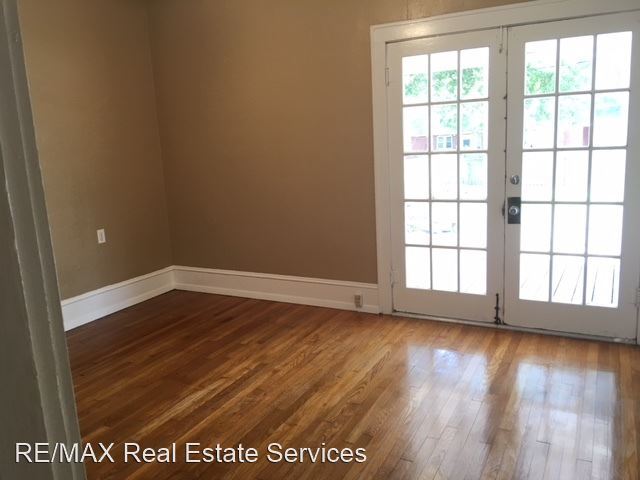 Building Photo - 3 br, 1.5 bath House - 755 Stephenson
