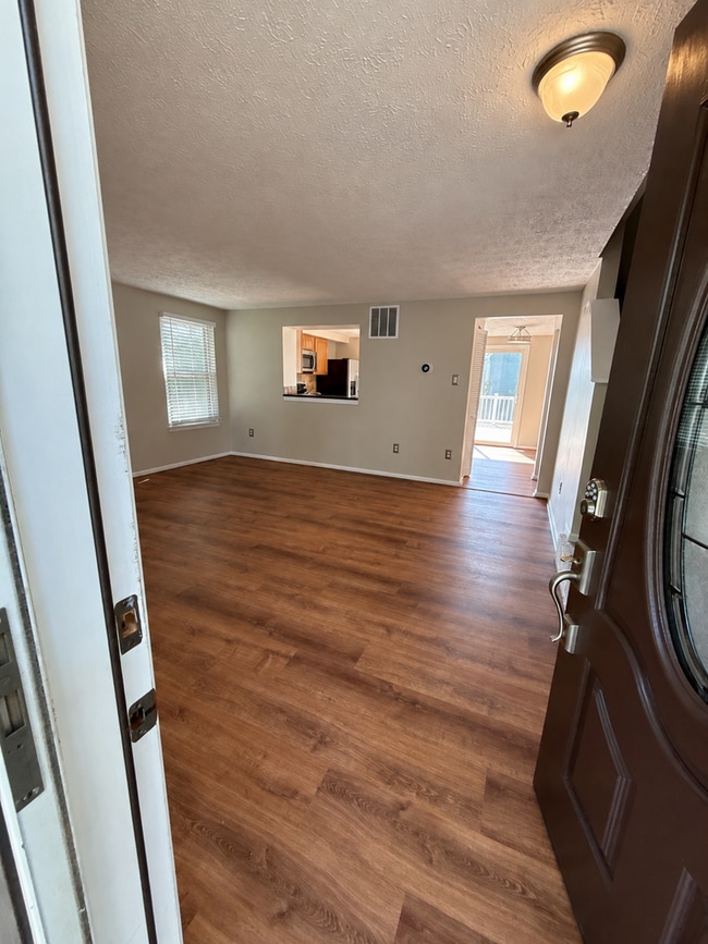 Building Photo - 3340 Garrison Cir