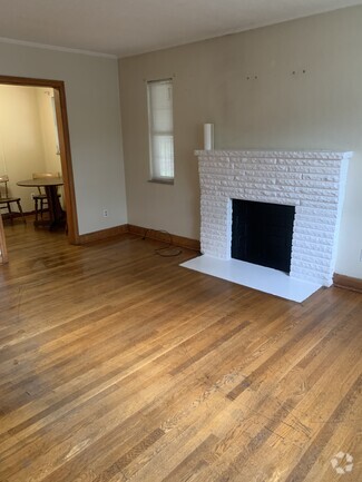 Building Photo - 2868 Forest Ave