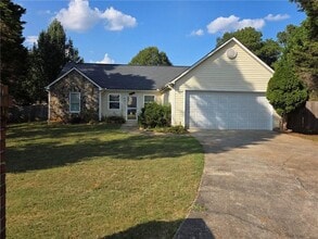 Building Photo - 508 Royal Ct