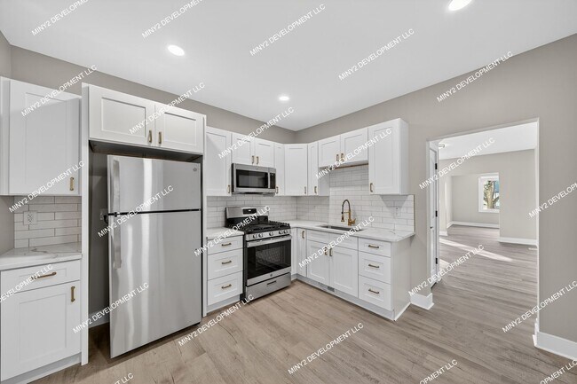 Foto del edificio - Completely Renovated 4-Bedroom Home in Warren!