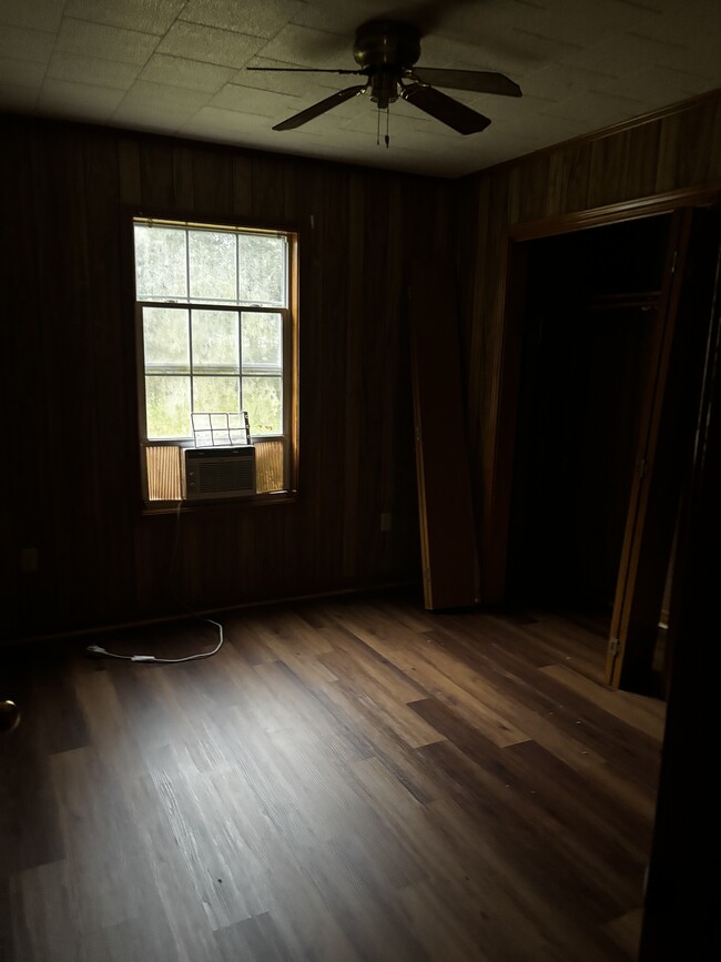Foto del edificio - 1140 W 14th St