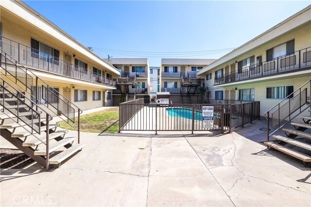 Foto del edificio - 3440 Elm Ave