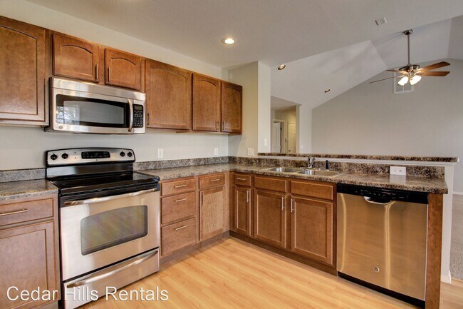 Building Photo - 3 br, 2 bath House - 4842 E FR 136