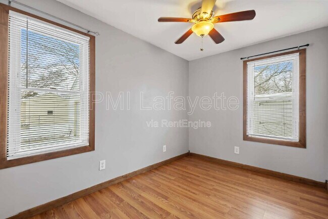 Foto del edificio - 2115 Perrine St