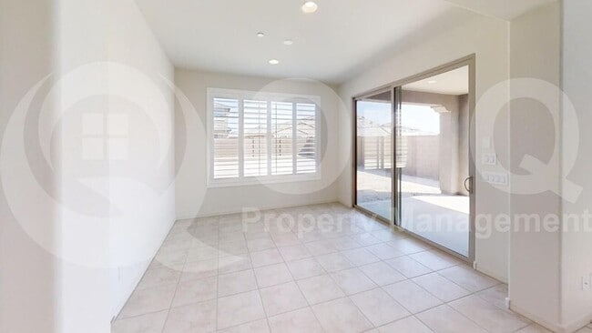 Building Photo - 13810 W Calle De Baca