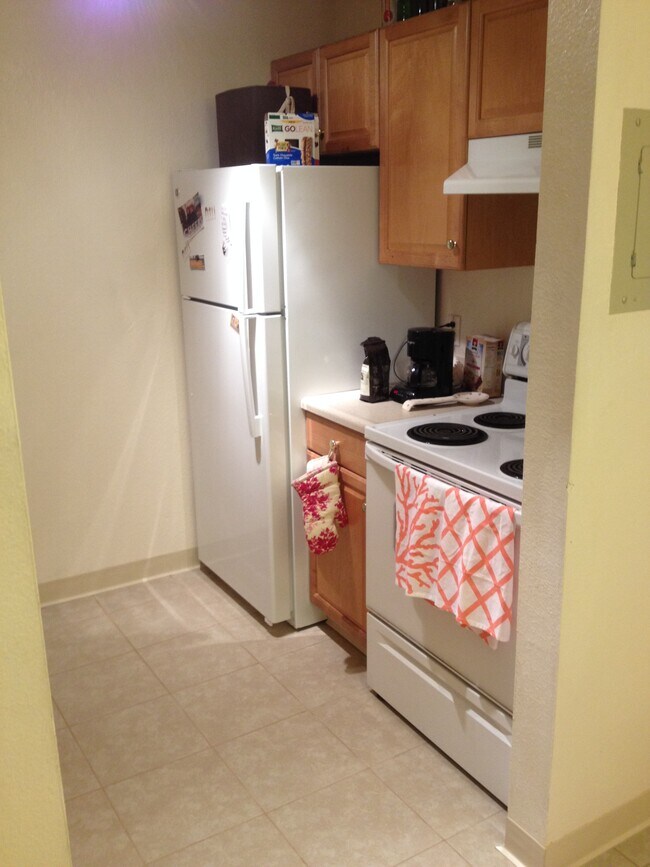 KitchenKitchen1/2 Bath - 3353 Madison Ave