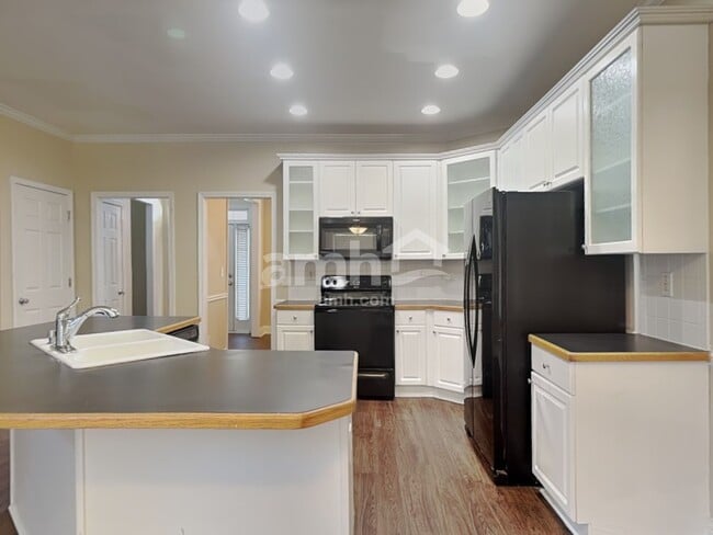 Foto del edificio - 3284 Creek Trace E