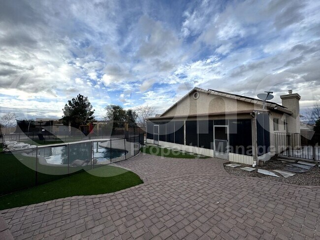 Foto del edificio - 16224 S Sheffield Dr