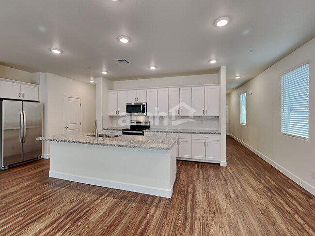 Building Photo - 79 Foxridge Swings Ln