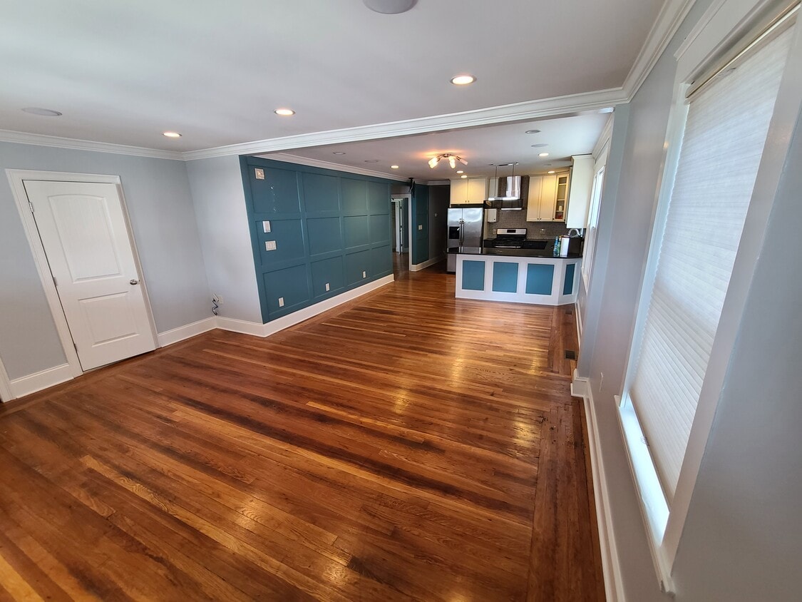 Living/Dining/Kitchen - 55 Presentation Rd