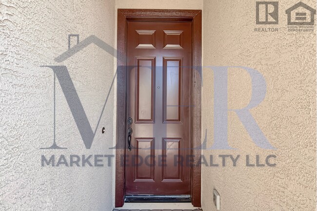 Foto del edificio - 3Bed/2Bath Home w/3 Car Gar in Casa Grande...