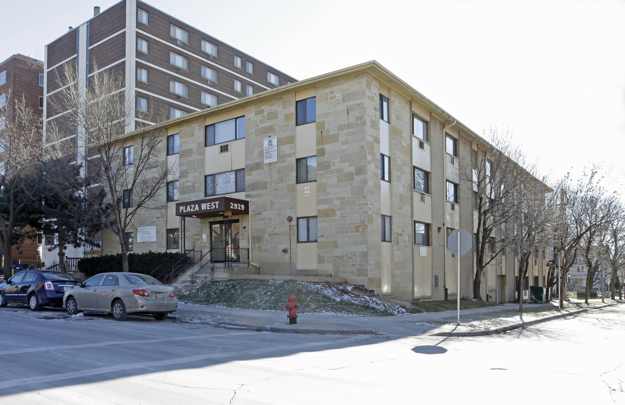 Corner View - Plaza West
