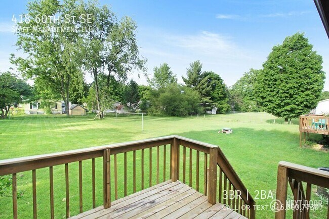 Foto del edificio - 418 60th St SE