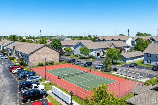 Tennis Court - Waterford Pointe