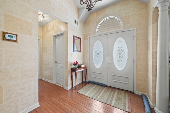 Foto del edificio - 601 Timberbrooke Dr