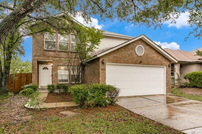 Foto del edificio - 3-BEDROOM HOME IN GUILBEAU PARK