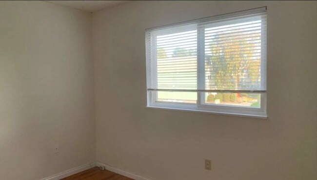 Building Photo - 8131 Ryan Rd