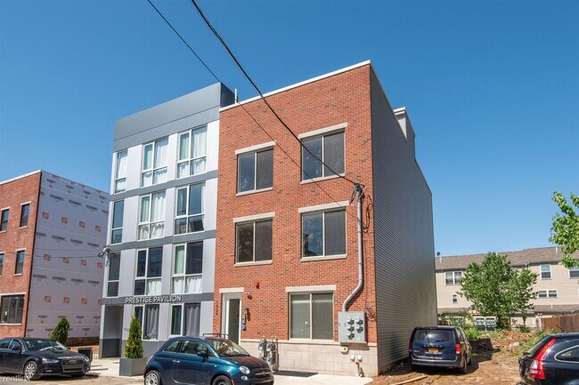 Building Photo - 2 br, 2 bath 4plex - 1424 N 7Th ST Unit C