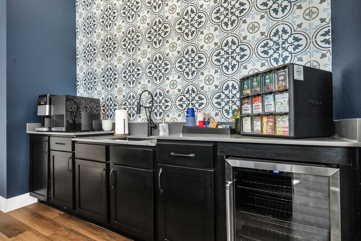 Building Photo - 38634 Spur 149 Rd