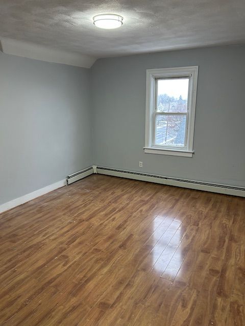 Foto del edificio - 483 Pontiac Ave