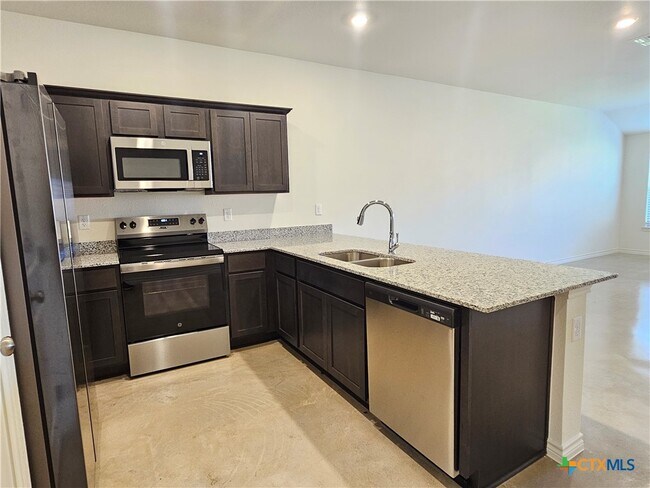 Foto del edificio - 1262 Lehmann Dr