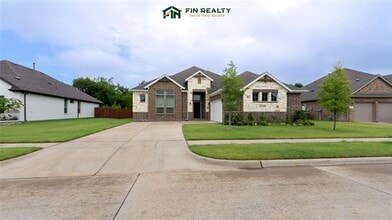 Building Photo - 3452 Hidden Holw Dr