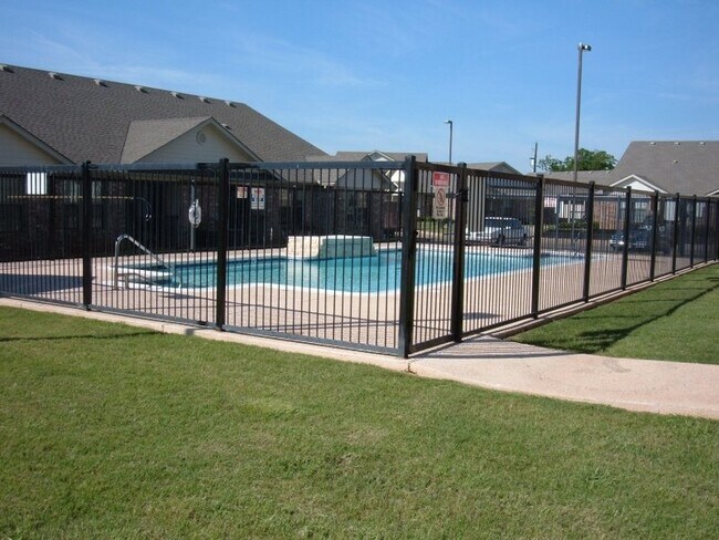 Foto del edificio - 1501 Archer City Hwy
