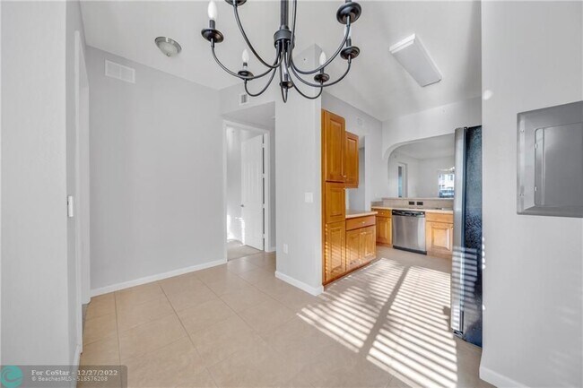 Foto del edificio - 3500 Oaks Clubhouse Dr