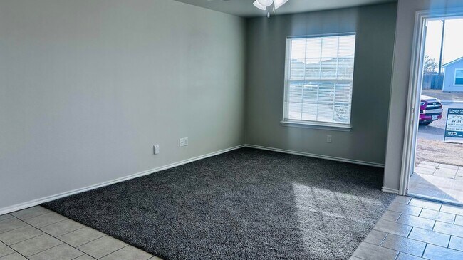 Foto del edificio - 8903 Terrell Ave