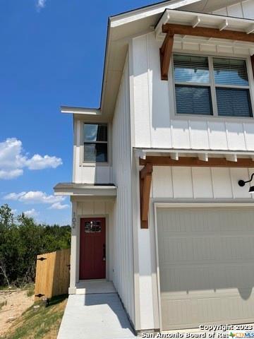 Building Photo - 2202 Sandlewood Cv