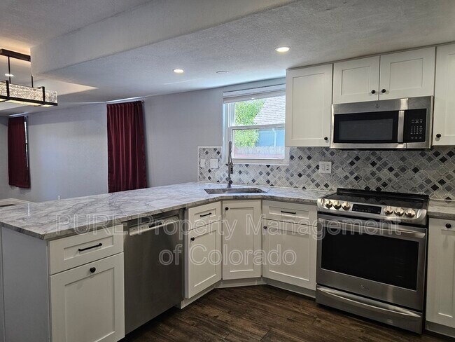 Foto del edificio - 4739 Sherman St