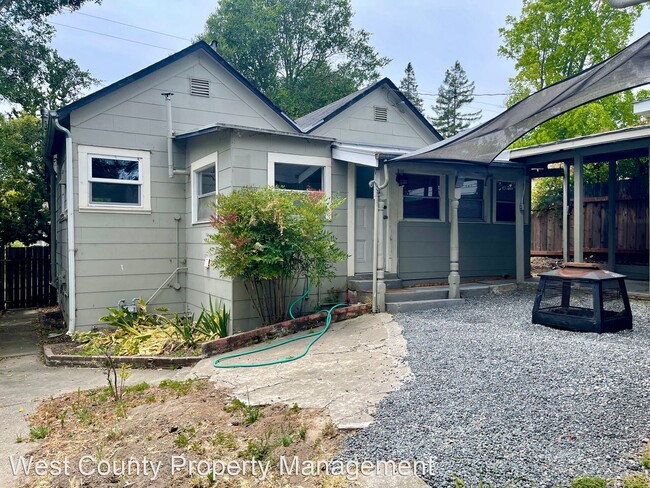 Building Photo - 2 br, 1 bath House - 157 Florence Ave